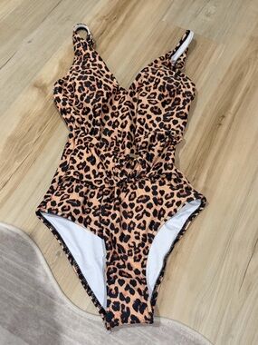 Leopard Print One-Piece Swimsuit - Tan & Black